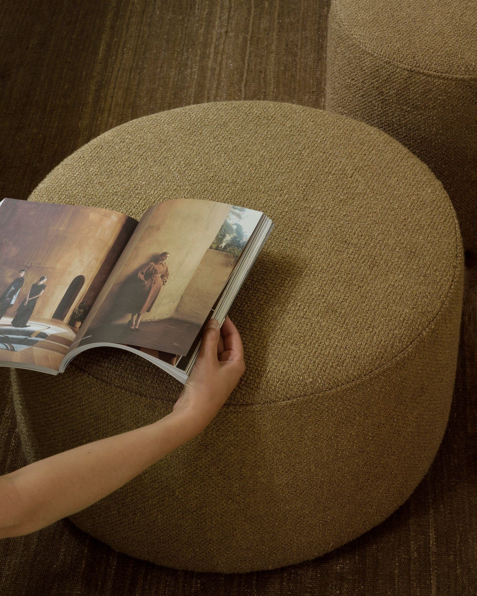 Круглый пуф из ткани Ethnicraft Курган ARCH-00094044 - Вид №15