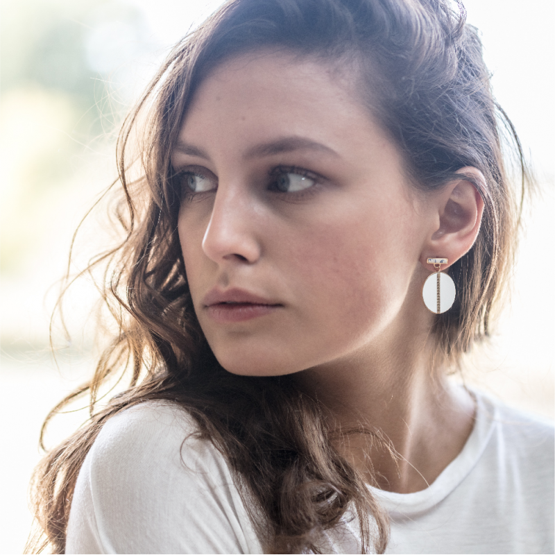 FL42 Серьги-гвоздики, кожа, латунь, позолота Flowersforzoe Santreyd 