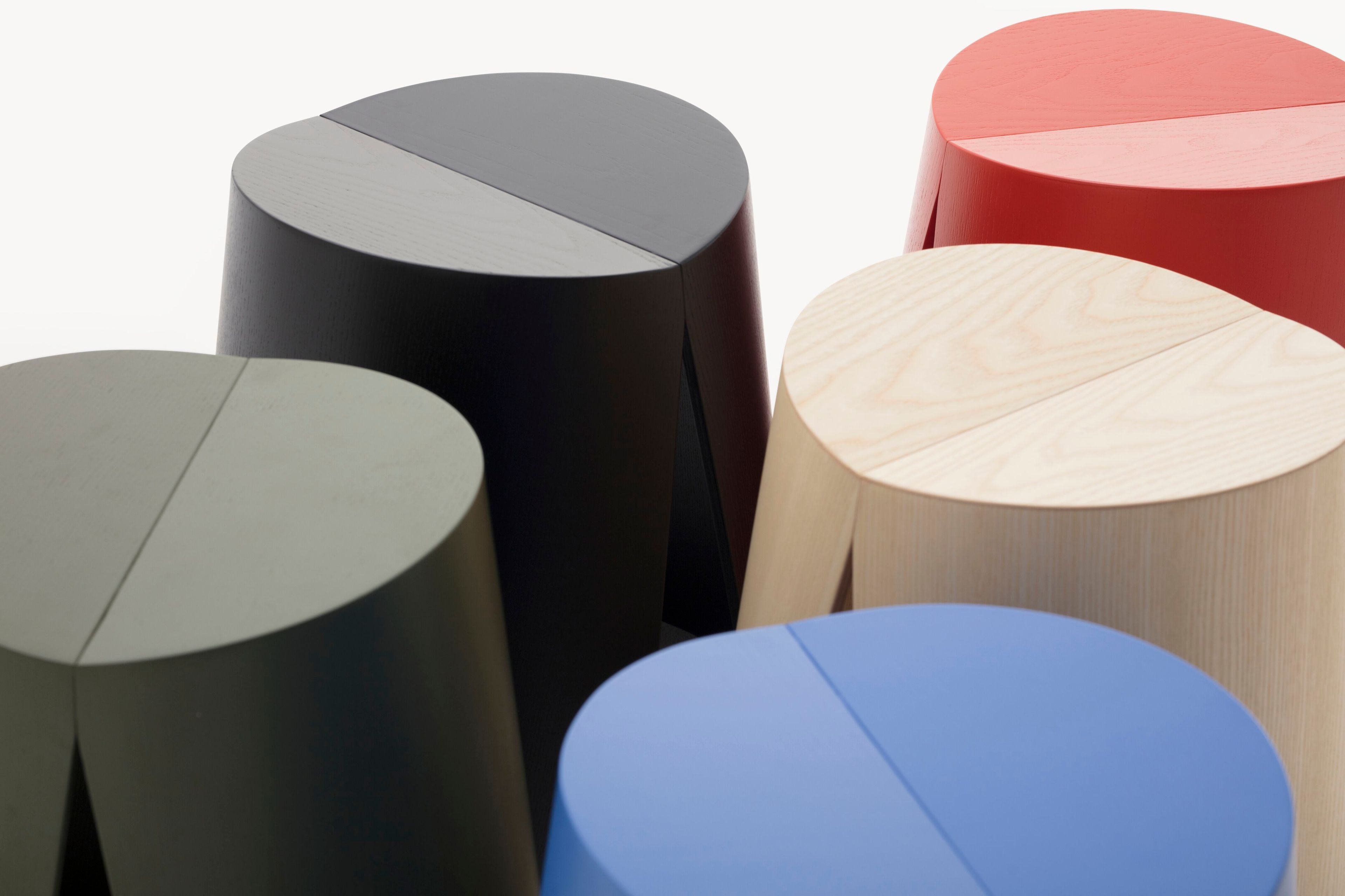 Штабелируемый табурет из ясеня Zilio A&C AX ARCH-00128151 - Вид №1