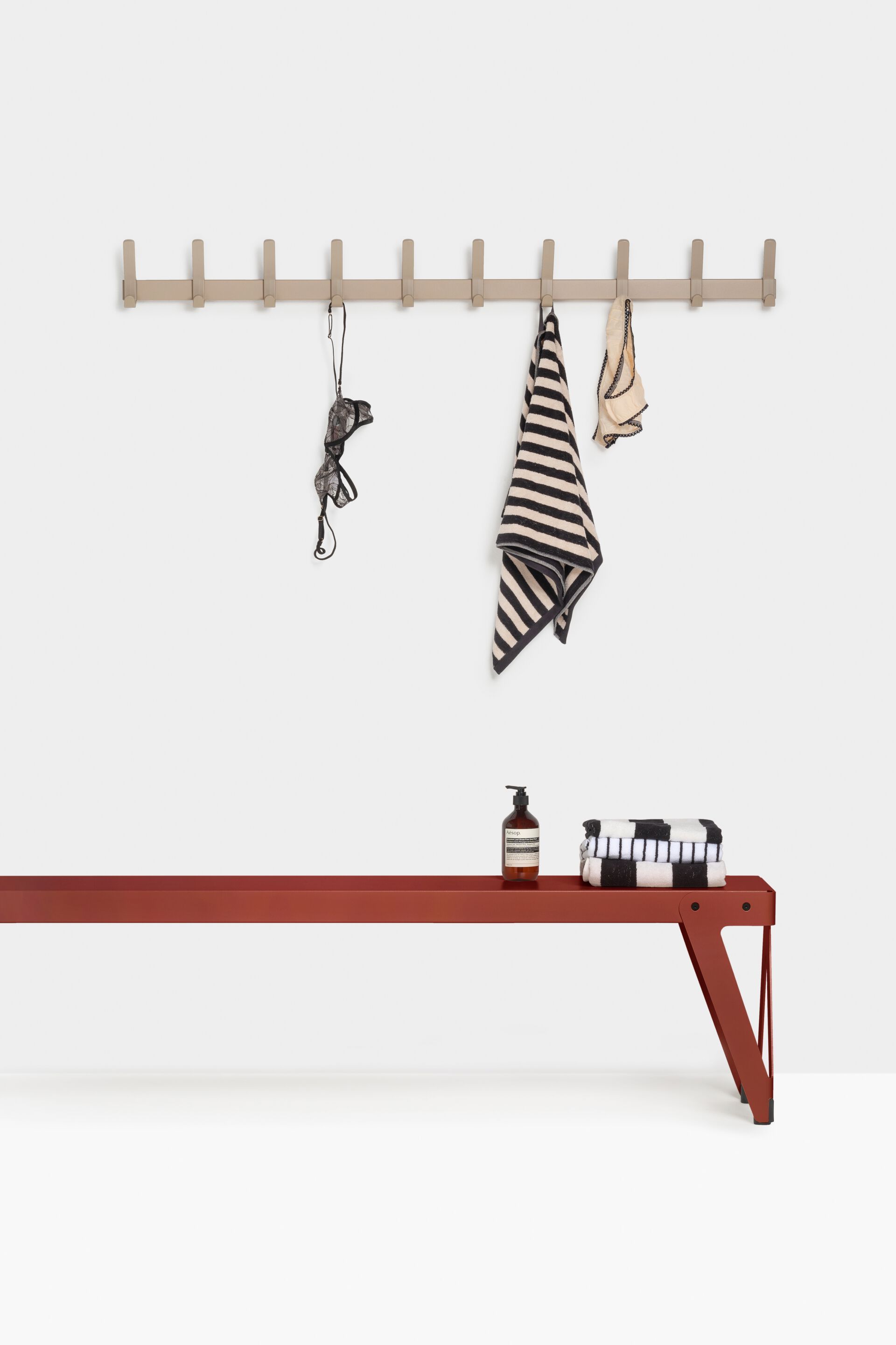 Алюминиевая и пластиковая настенная вешалка FUNCTIONALS JUST ARCH-00031349 - Вид №6