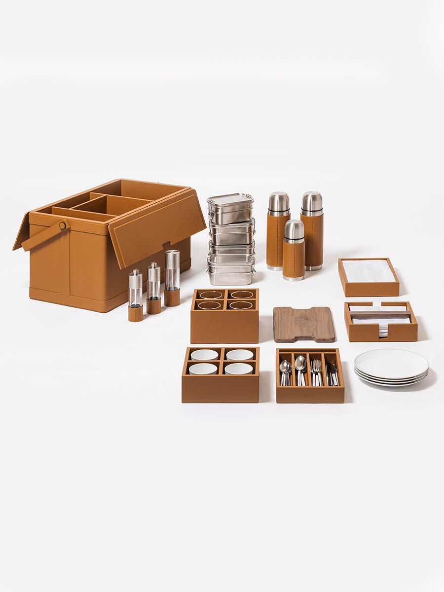 Кожаная корзина для пикника Poltrona Frau TABLEWARE ARCH-00061865 - Вид №6