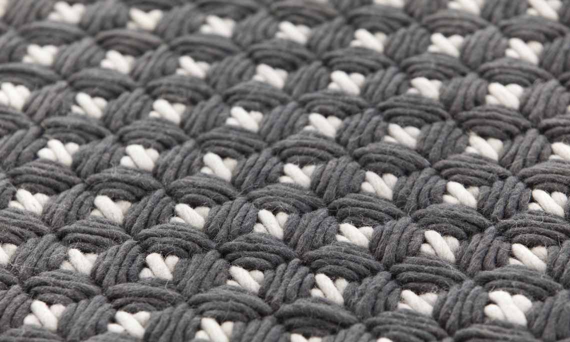 006092 Подушка Dark grey - White 60x35 GAN Silai Silaï - Вид №1