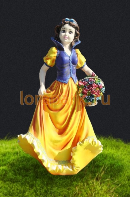 BSS101-SB.LS БЕЛОСНЕЖКА 1 (синяя кофточка), скульптура LAB.Space 