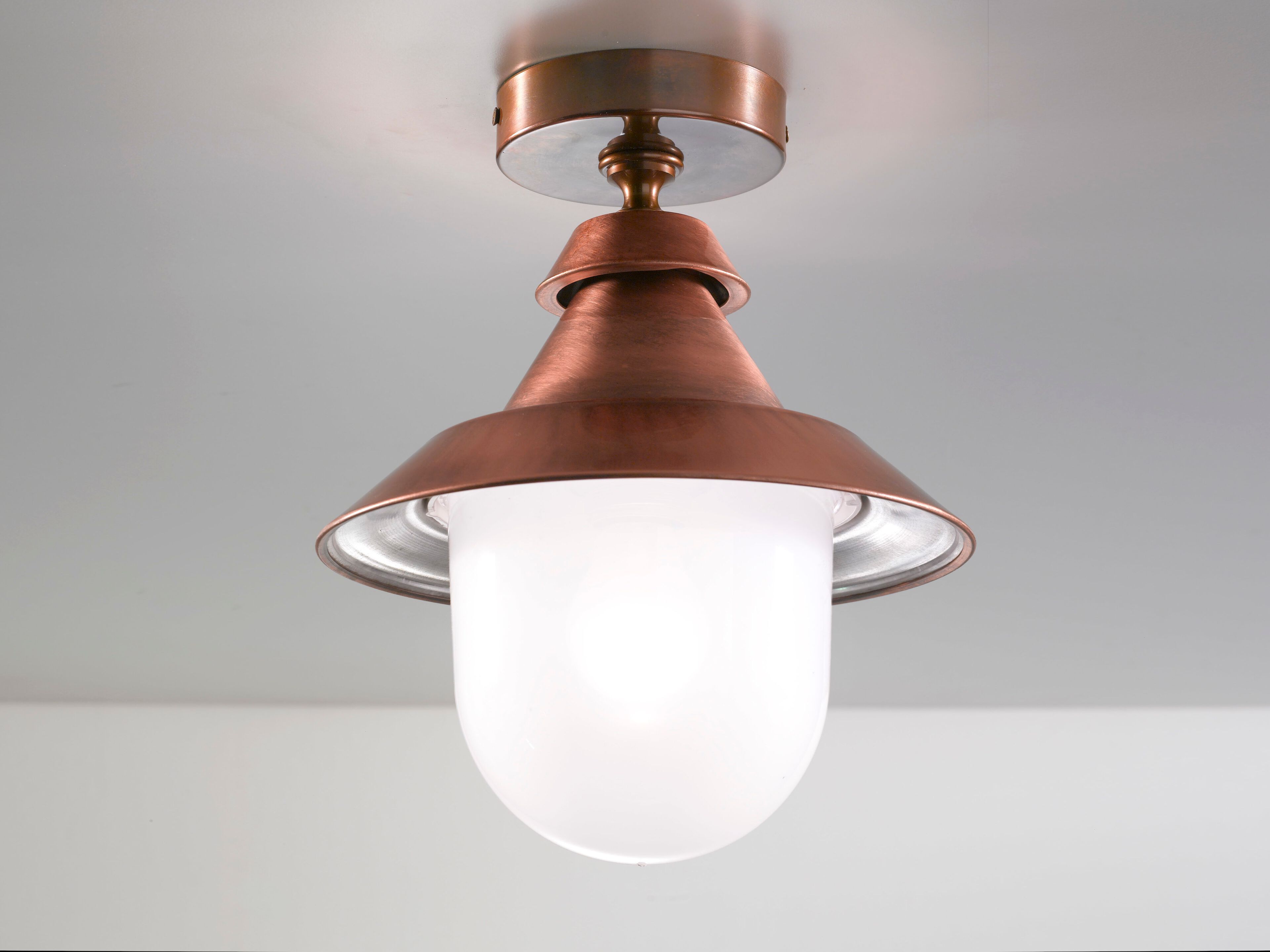 Латунная светодиодная наружная потолочная лампа Cremasco Illuminazione Венецианская традиция ARCH-00072511 - Вид №1