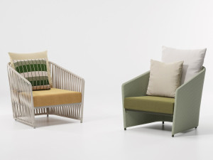 Мягкое тканевое садовое кресло с подлокотниками