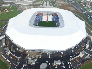 SERGE FERRARI Предварительно натянутая мембрана для натяжных конструкций Flexlight