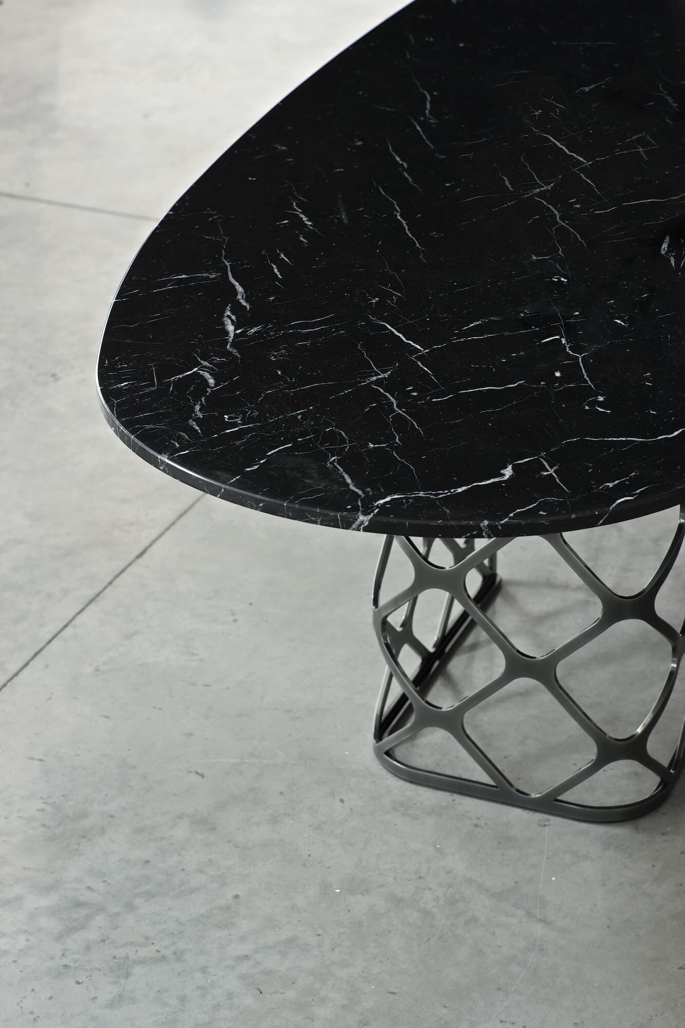 Обеденный стол из стали и дерева Bontempi Casa MAJESTY ARCH-00066435 - Вид №9