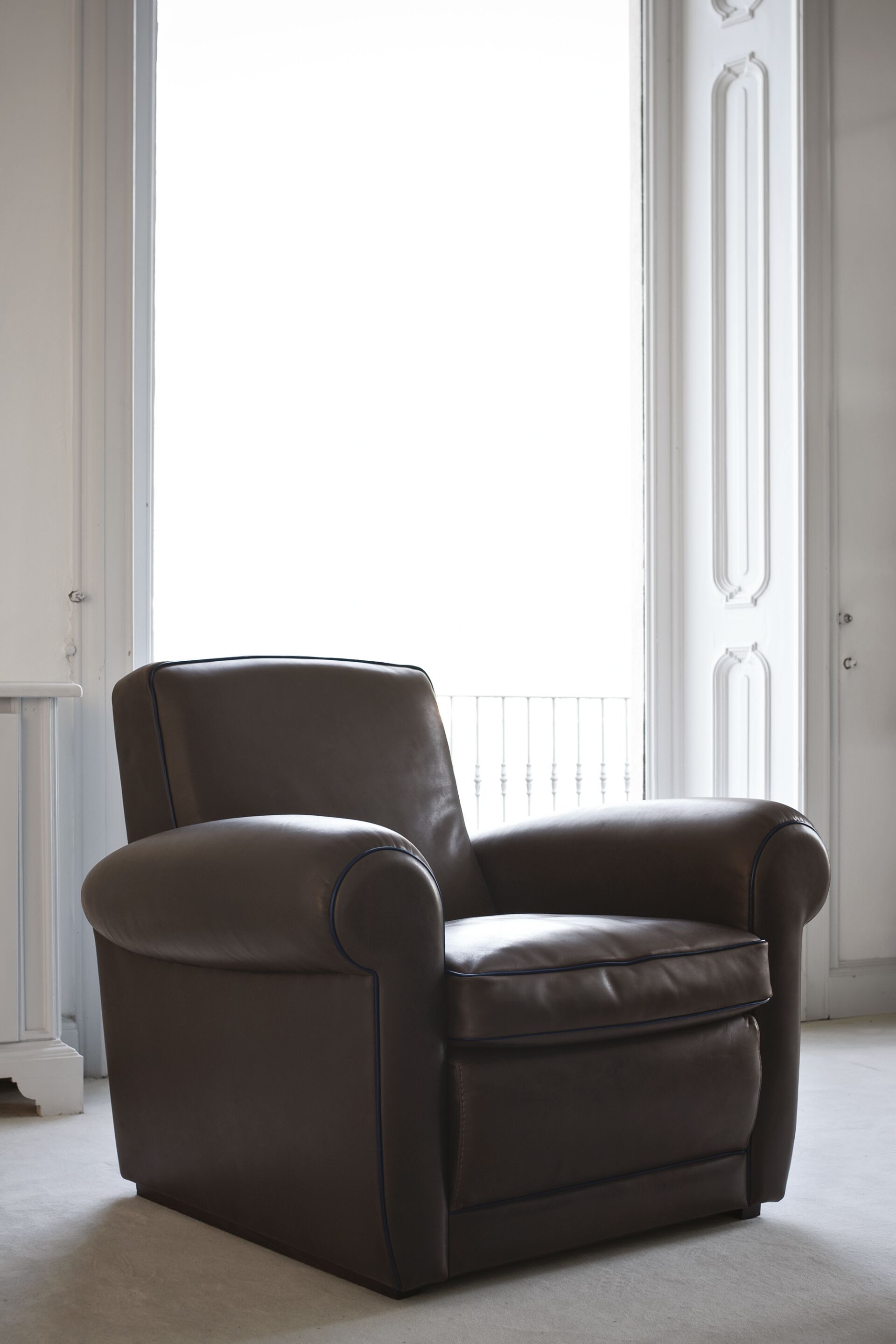 Кожаное кресло с подлокотниками Baxter ARCH-00024603 - Вид №1
