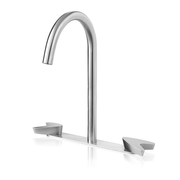 Смеситель на три отверстия для умывальника с изливом ARW130 linki 