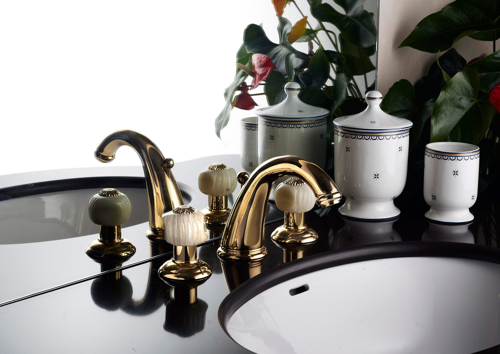 2134 ** 09O Смеситель для биде на одно отверстие с поворотным изливом Nicolazzi Series Onice  - Вид №8