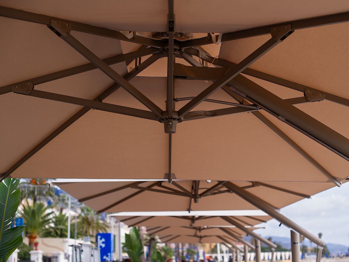 Зонтик с боковым полюсом Ombrellificio Poggesi ONE ARCH-00147591 - Вид №9