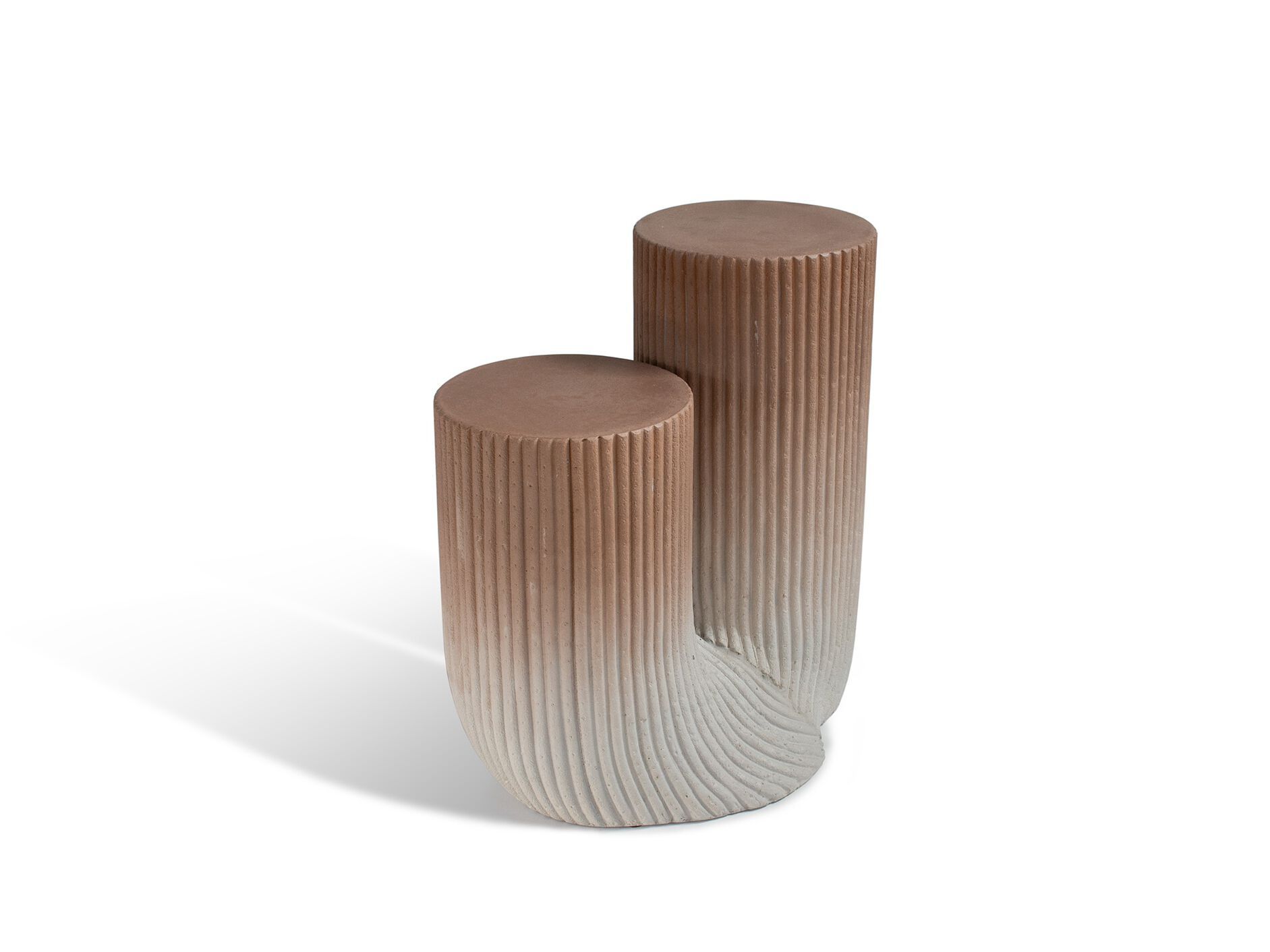 Круглый бетонный журнальный столик URBI et ORBI Medius Terra ARCH-00029865 - Вид №2