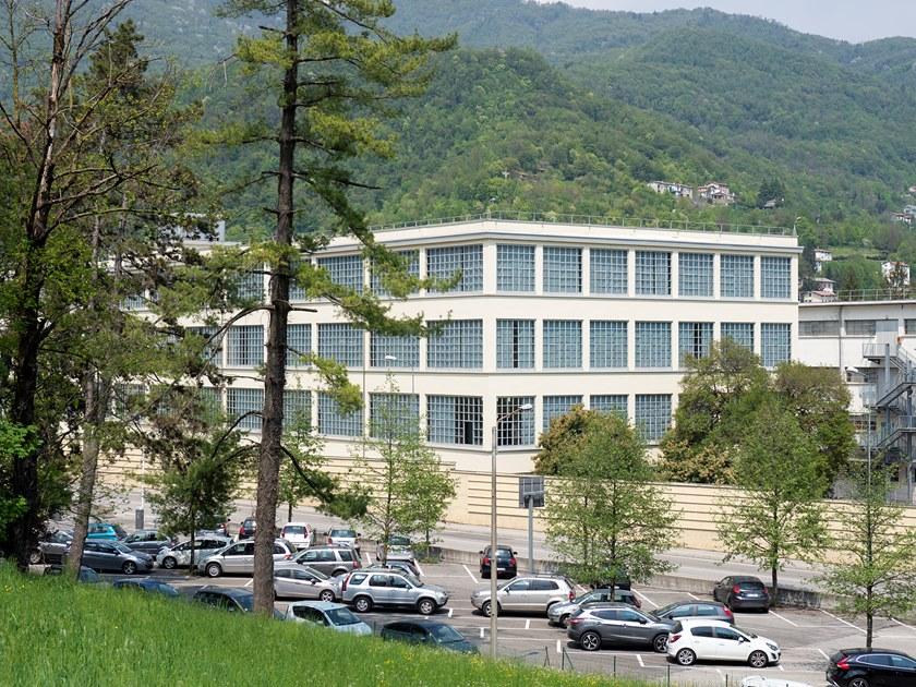 Capoferri Serramenti Металлическое окно с термическим разделением sun-id-1443267 - Вид №2