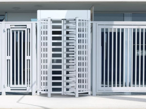 Турникет в полный рост