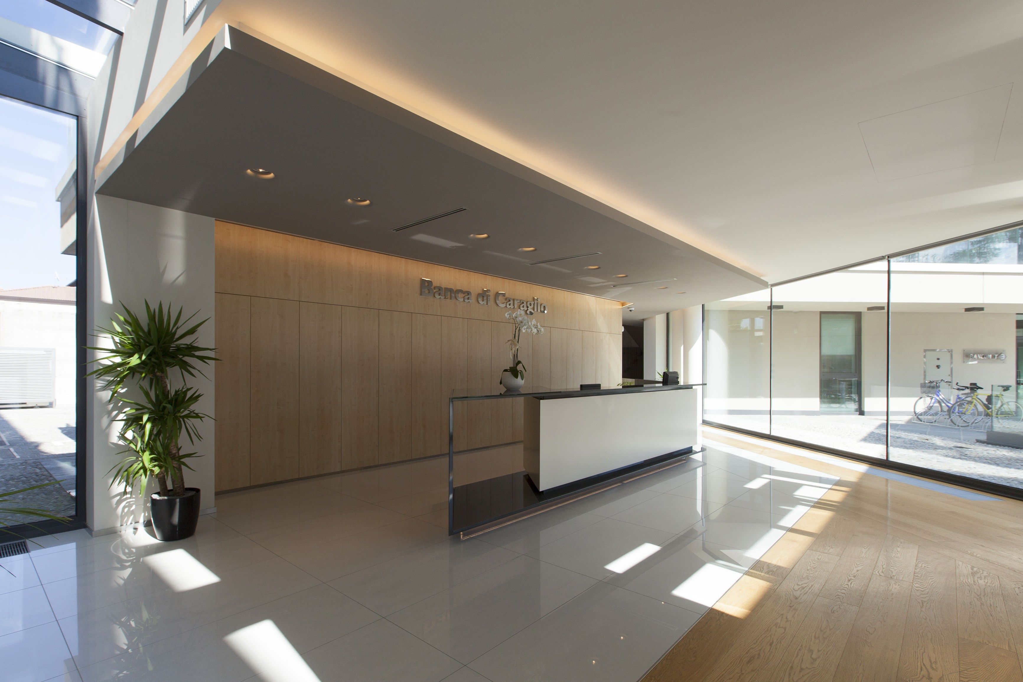 Светодиодный потолочный светильник Linea Light Group Гипс ARCH-00020704 - Вид №2