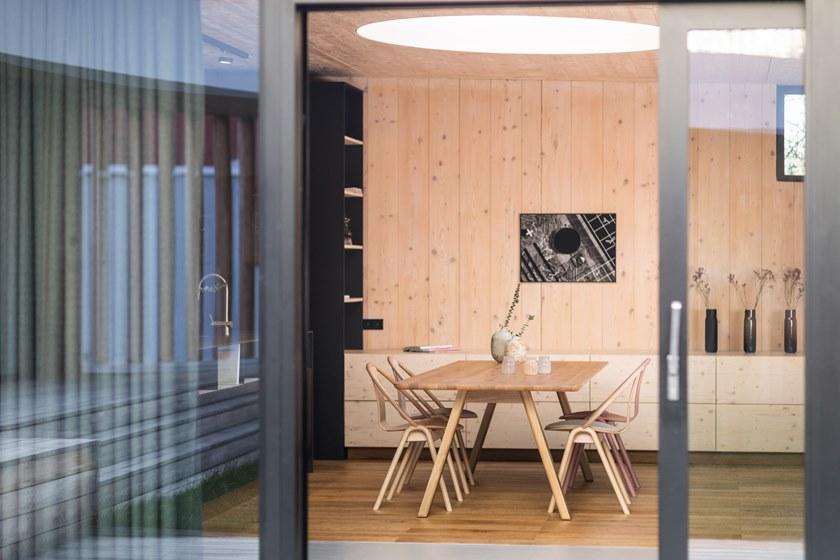 TON Штабелируемый стул с подлокотниками Again 314 005 - Вид №9