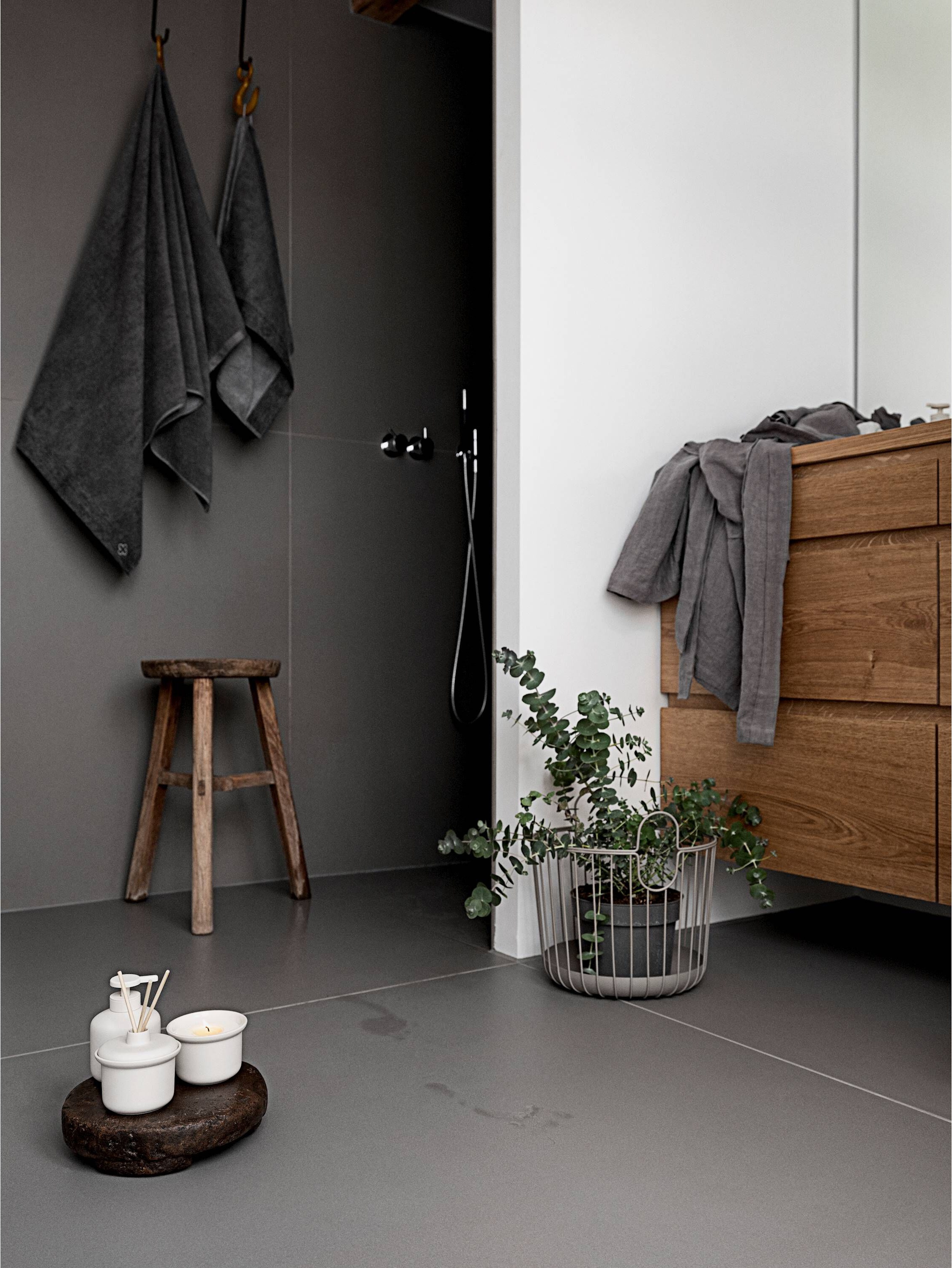 23081 Дозатор для жидкого мыла Zone Denmark Inu - Вид №1