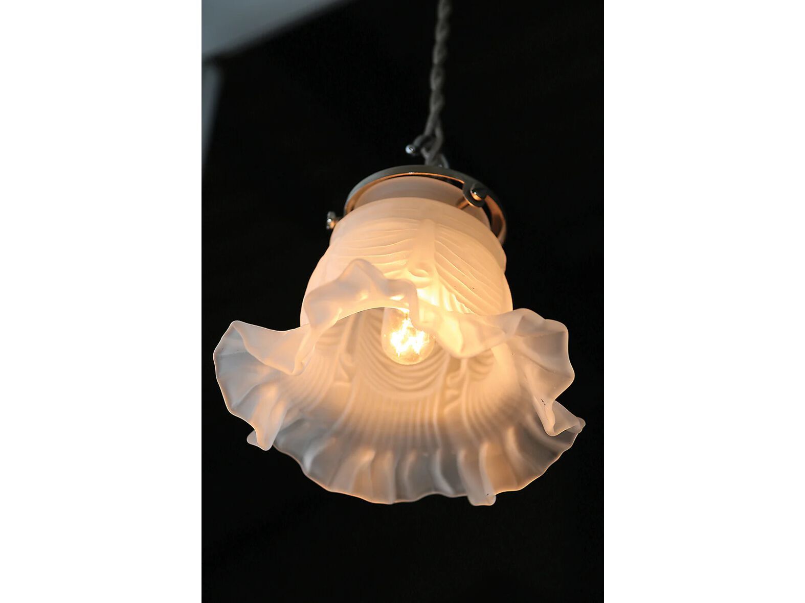 Латунный подвесной светильник Authentage Lighting Moemoe ARCH-00105057