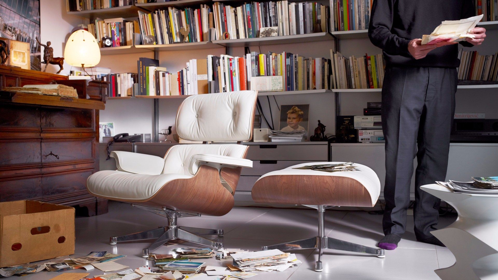 Кожаная спицевая подставка для ног VITRA Eames Lounge Chair ARCH-00037584 - Вид №5