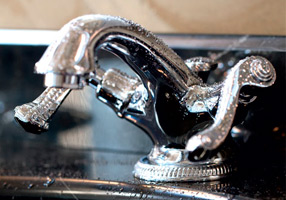 Gentry Home Смеситель для умывальника на три отверстия с выдвижным краном Tiffany Никель GH103125 - Вид №1