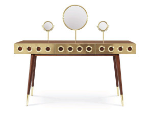 Мобильный туалетный столик