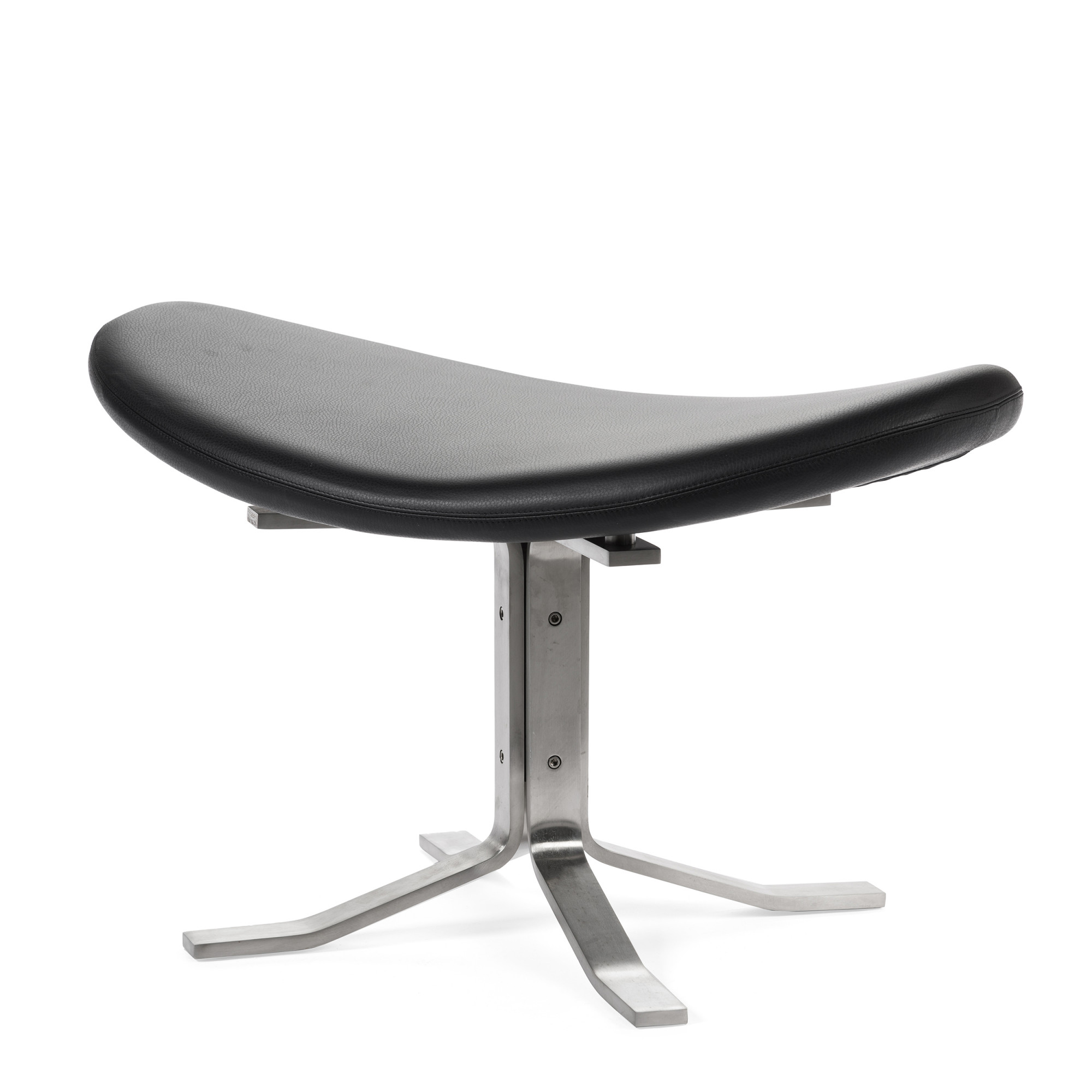 2000000008806 Оттоманка Corona MIUFORM 