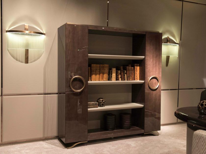 HUGUES CHEVALIER Книжный шкаф из лакированного дуба Haussmann Lid 1536 - Вид №1