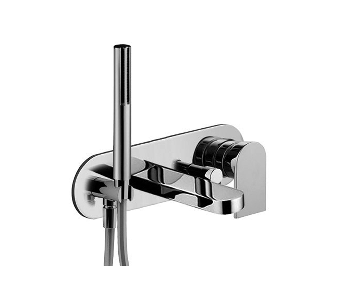 E120B+D020A  Встраиваемый смеситель для ваннывылет 14 см ручка автоматический переключатель на 2 потока ручная лейка SUN шланговое подсоединение с держателем для ручной лейки гибкий шланг 150 см ПВХ впуски 1/2'' Звукоизолированные Fantini Rubinetti MARE