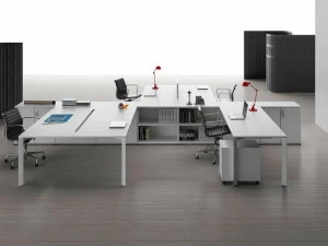 Citterio Несколько рабочих станций со встроенной полкой Shard