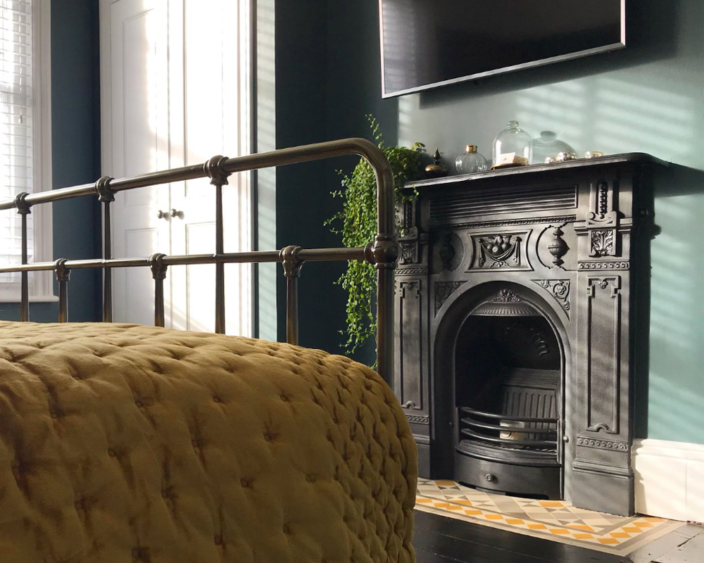 RX135 Большой комбинированный камин из чугуна в викторианском стиле Сarronheating 