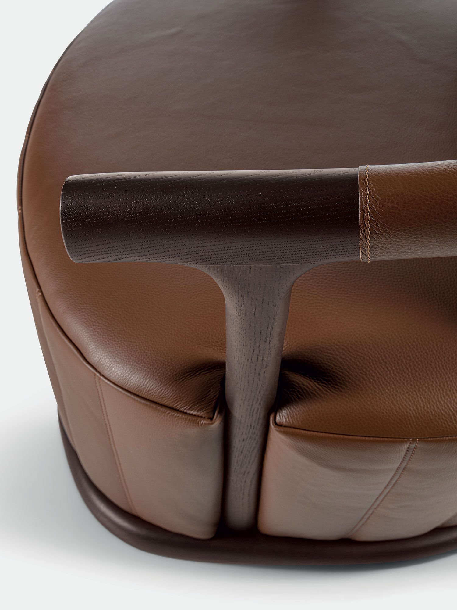 Кожаное кресло Vittoria Frigerio ежевика ARCH-00079284 - Вид №2