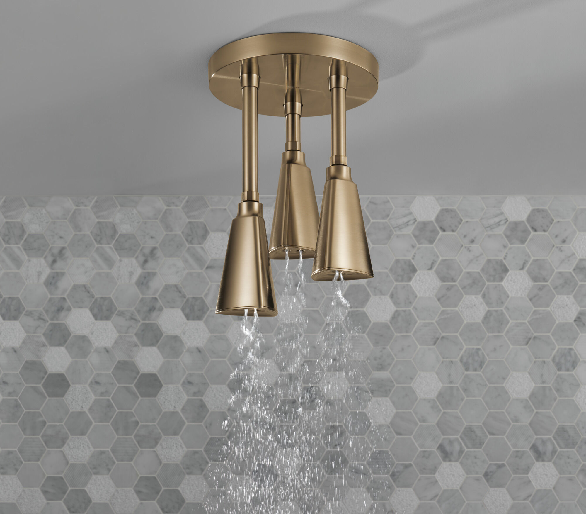 57140-CZ H2Okinetic® Подвесная душевая лейка Raincan Delta Faucet Universal Showering Шампанское бронза  - Вид №1