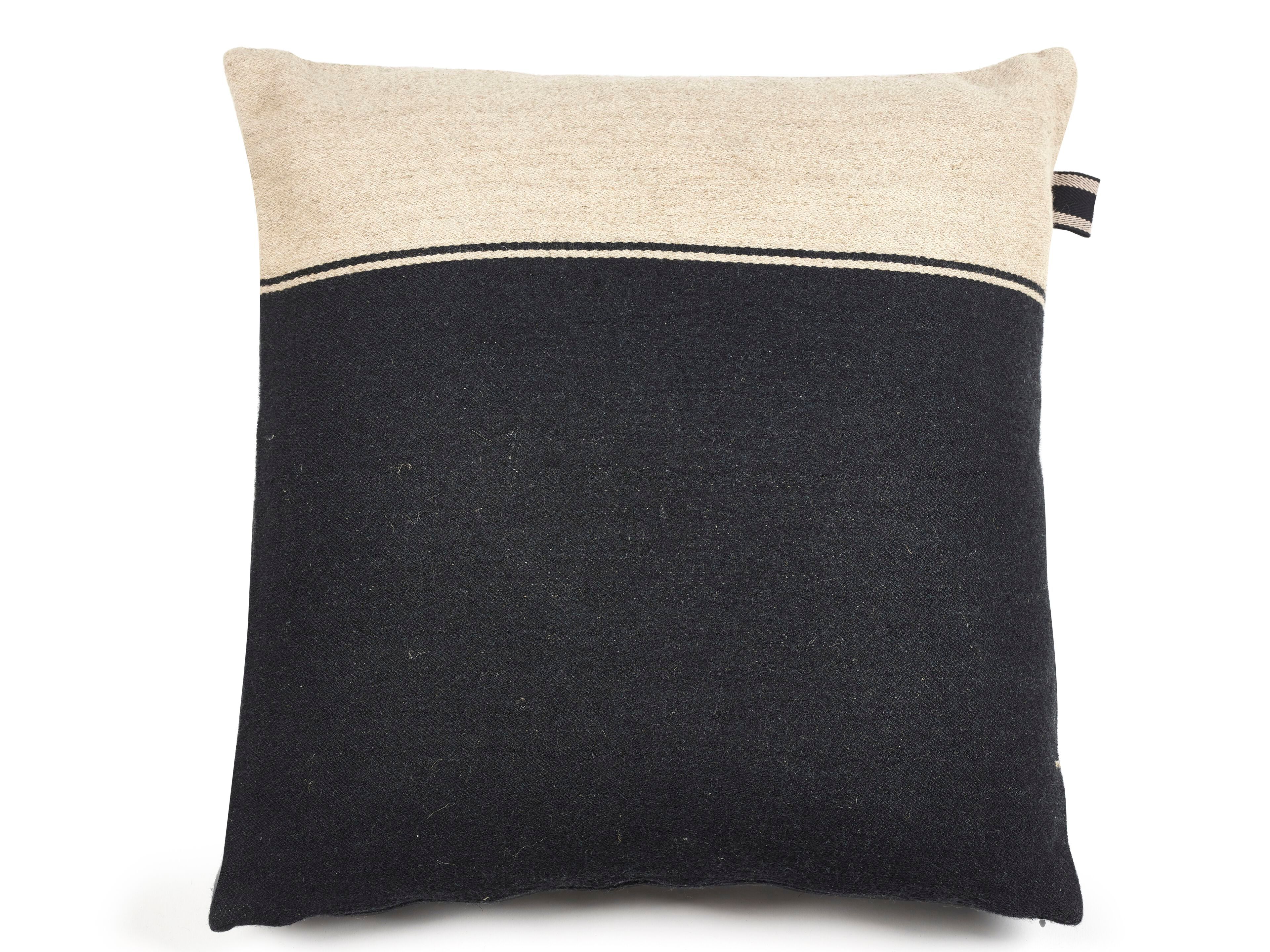 Льняная и шерстяная квадратная подушка Libeco Home Marshall ARCH-00132827 - Вид №1