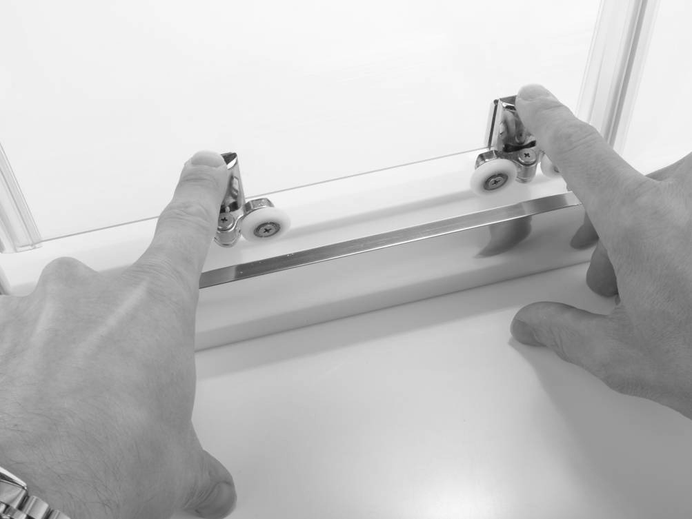 Душевой уголок асимметричный A0302IH Merlyn Ionic Хромированный  - Вид №3