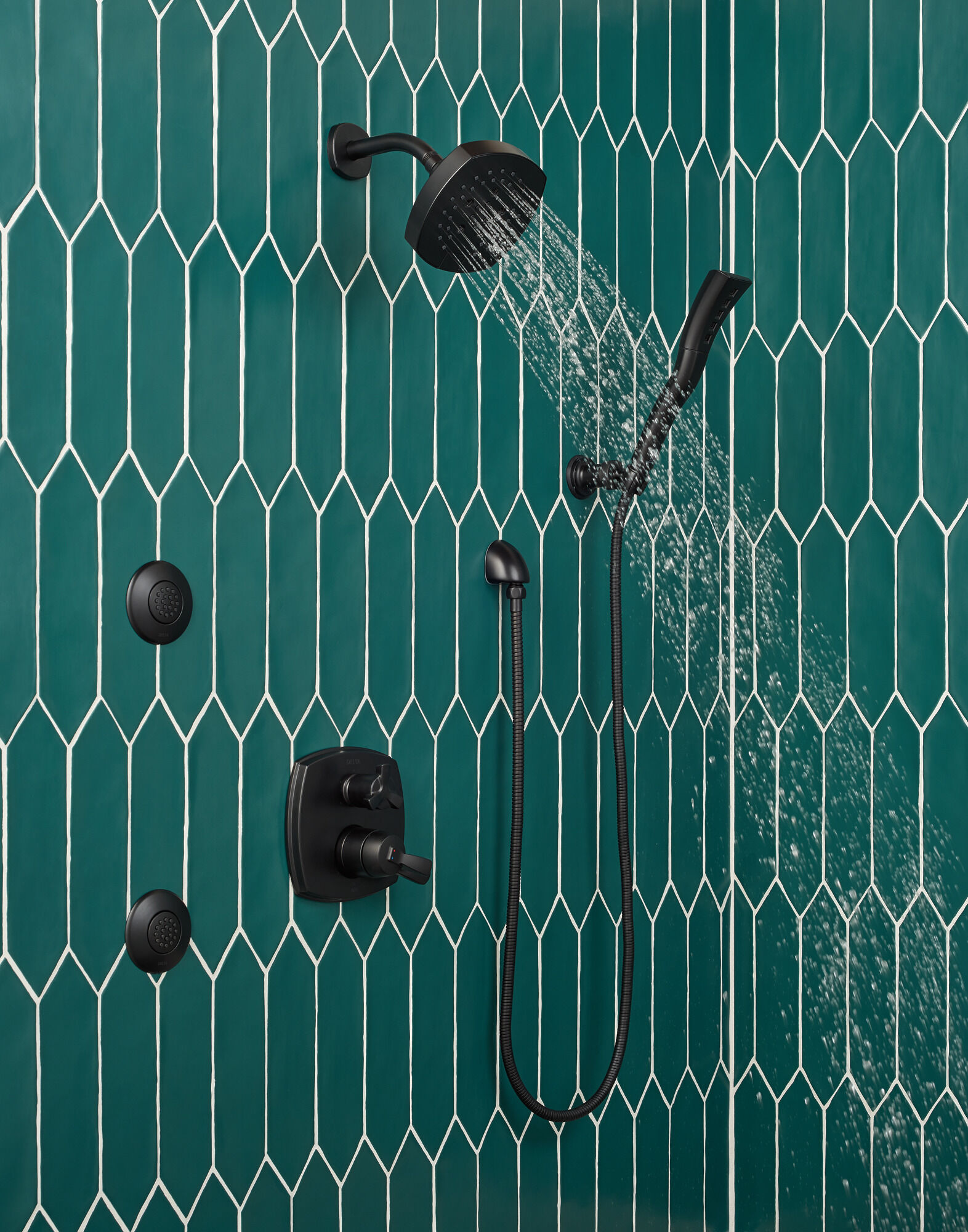 52663-BL Насадка для душа H2Okinetic с 5 настройками Delta Faucet Universal Showering Матовый черный  - Вид №2