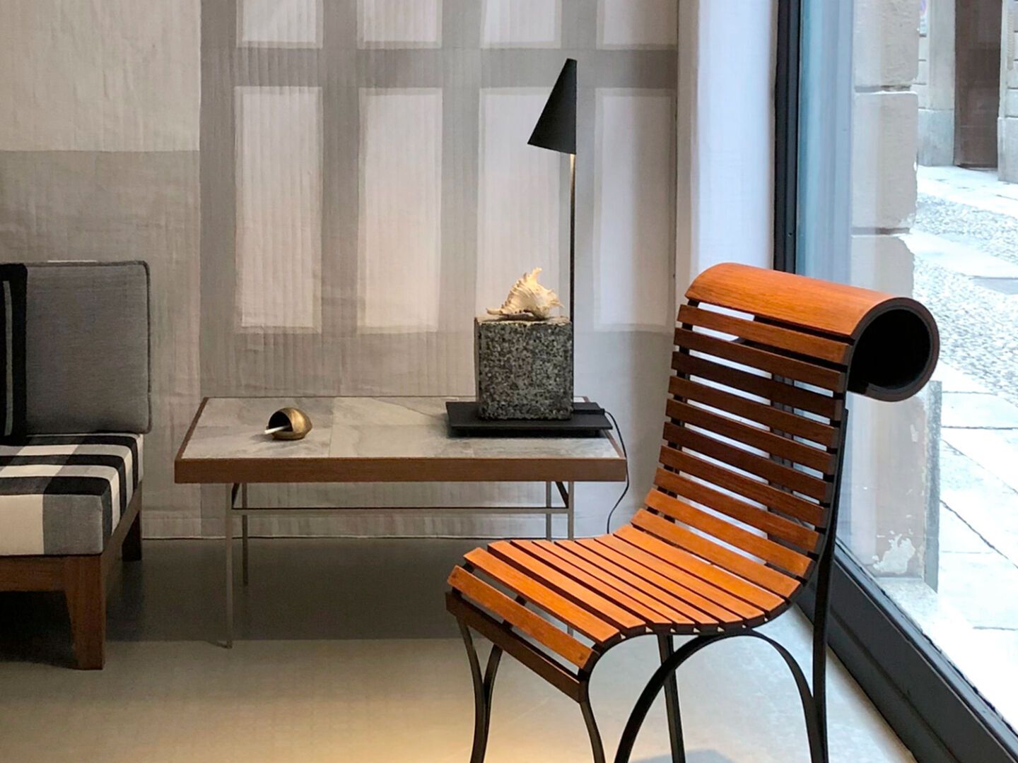 Стальной и деревянный стул без подлокотников Phantom Hands Джеффри Бава ARCH-00044683 - Вид №4