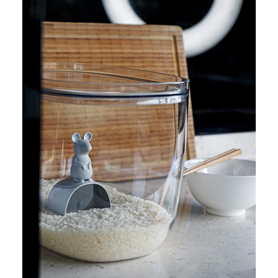 QL10298-CL-GY Контейнер с мерной ложкой lucky mouse 7 л Qualy  - Вид №2