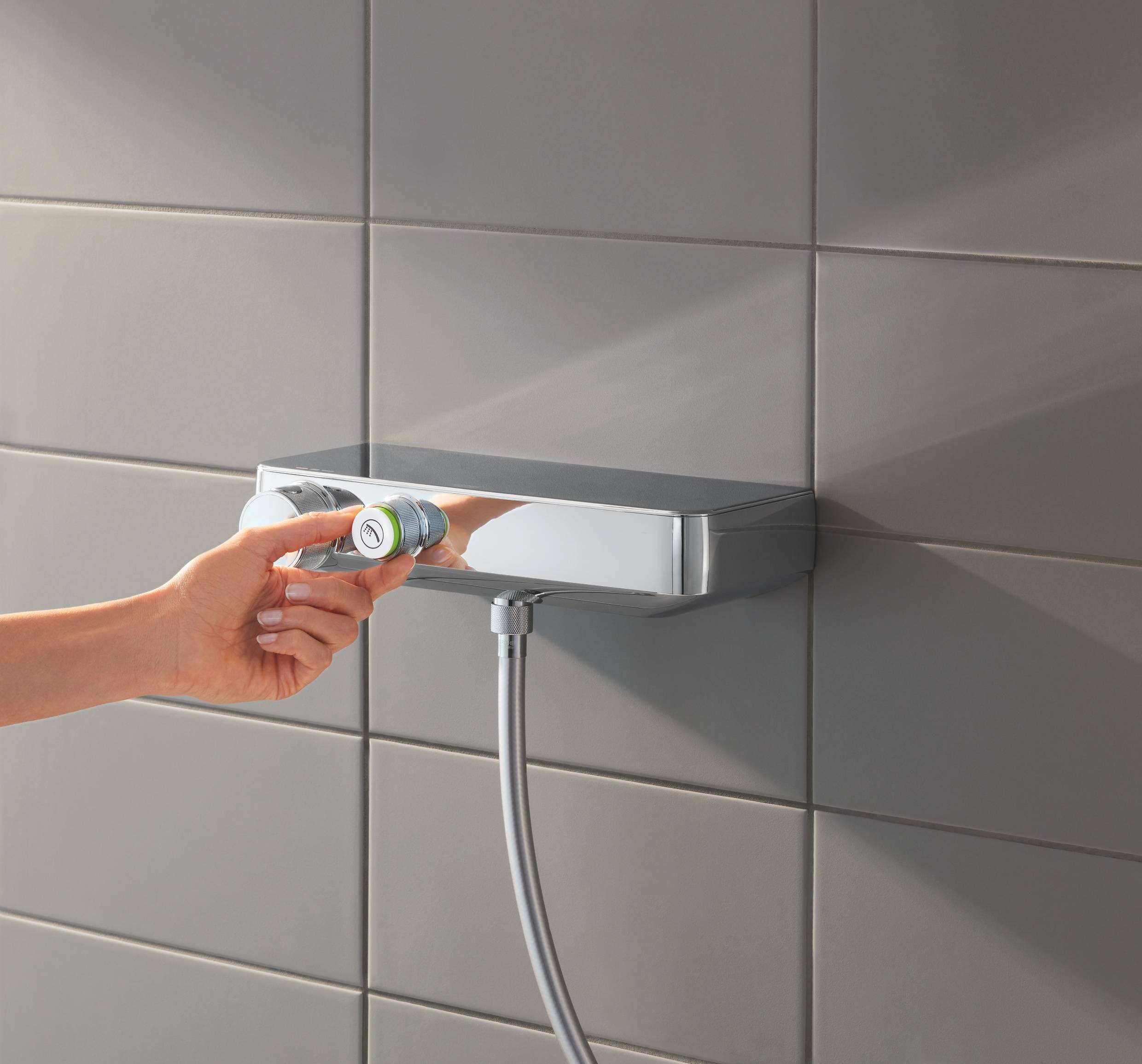 Термостатический смеситель для душа GROHE GRT SmartControl и душевой гарнитур Euphoria 110 Massage с душевой штангой 600 мм (34720000) - Вид №4