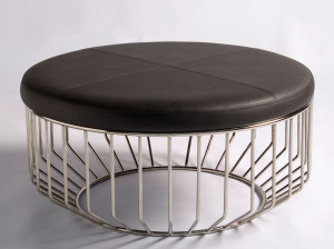 Круглый кожаный пуф