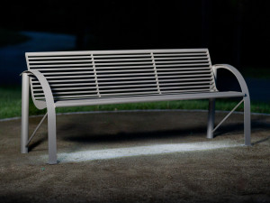Скамья из нержавеющей стали со встроенным освещением