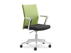 Офисное кресло с регулируемой высотой 5 спиц