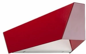 ENGI Настенный светильник из металла