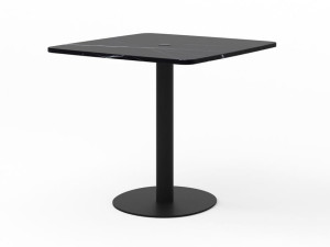 Квадратный мраморный стол