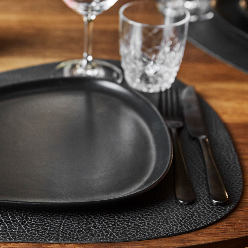 981292 HIPPO black-anthracite подстановочная салфетка фигурная 37x44 см, толщина 1,6 мм;LIND DNA  - Вид №1