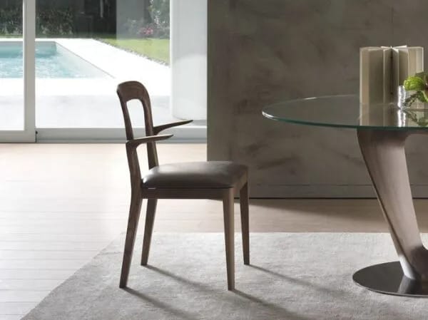 Стул из массива дерева с подлокотниками Pacini & Cappellini Gaya ARCH-00005981