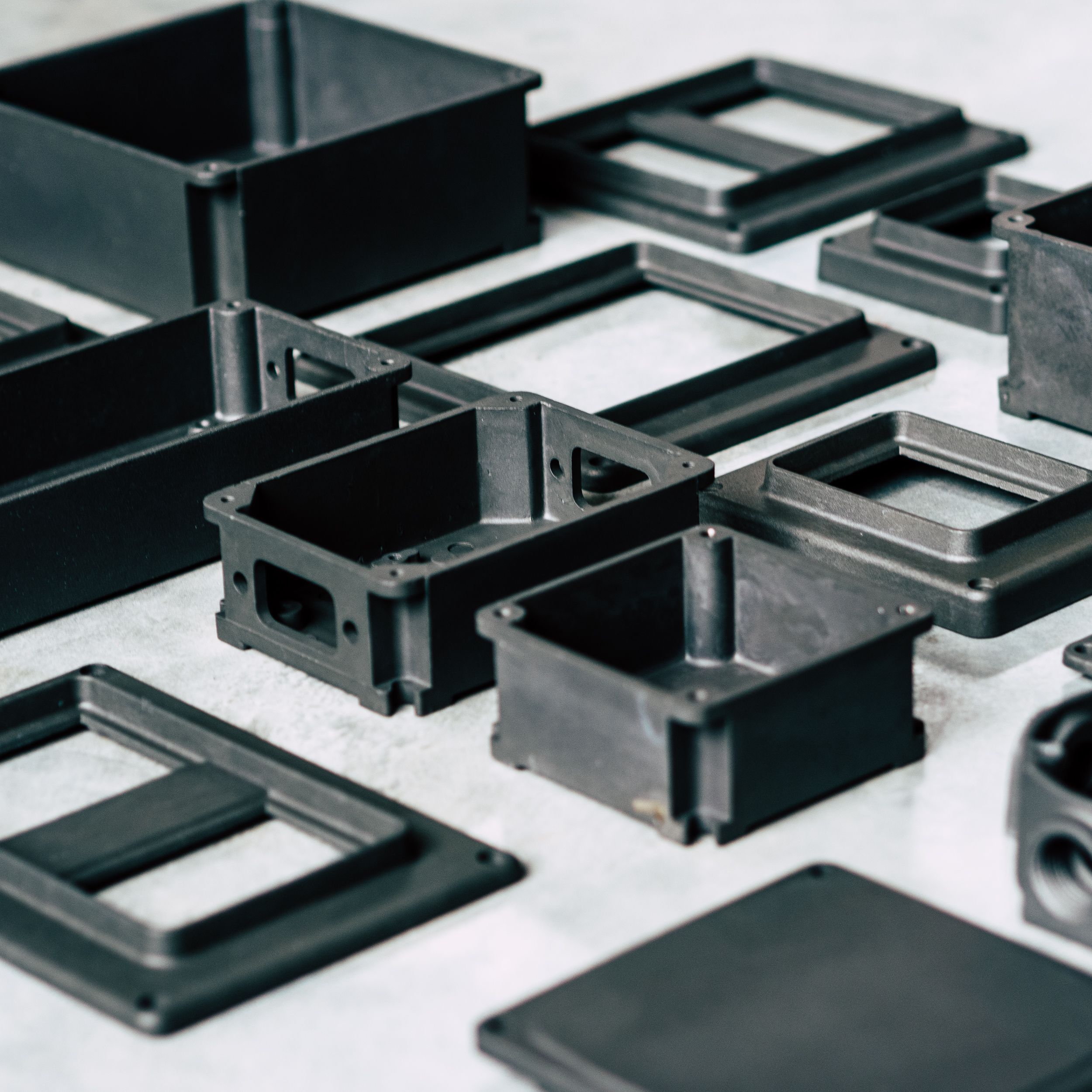 Окрашенная алюминиевая электрическая коробка Genuit Corten ARCH-00123536 - Вид №8