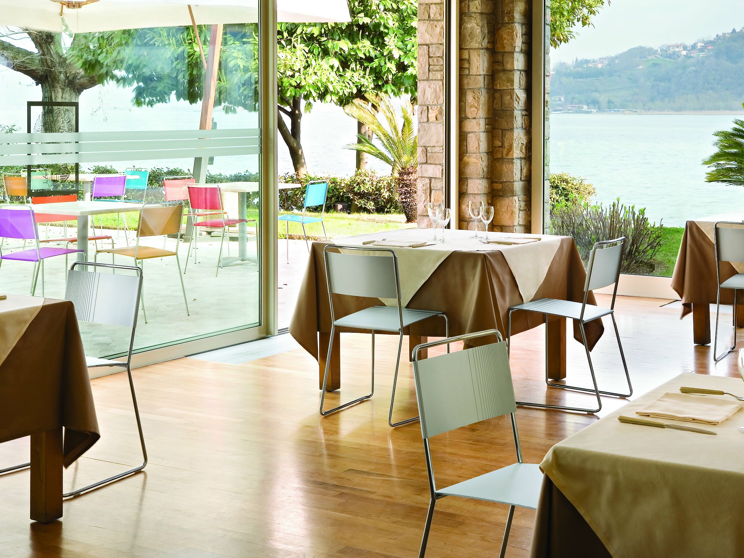 Штабелируемый стул для салазок ALMA DESIGN Estrosa ARCH-00119382 - Вид №2