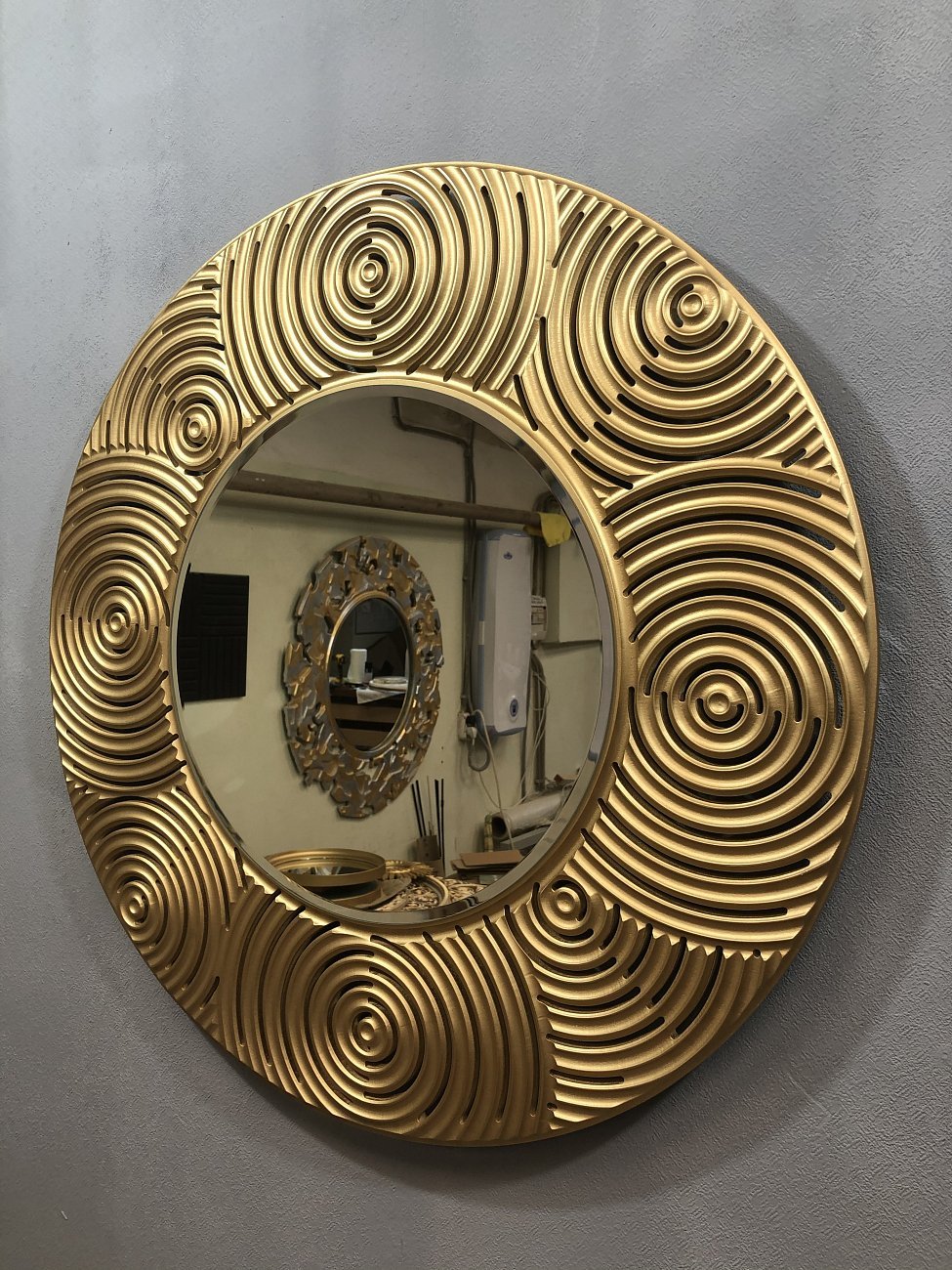 Золотое зеркало круглое настенное PENUMBRA IN SHAPE PENUMBRA 00-3860102 Золото  - Вид №4