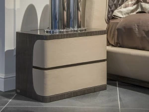 Tonino Lamborghini Casa Прикроватная тумбочка из оленьей кожи с ящиками Banus