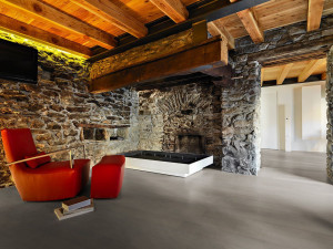 Деревянный пол